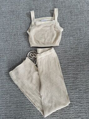 Willow & Wind Knit Set Size Medium